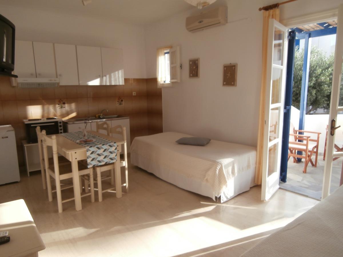 Agali Apartments Tinos Екстер'єр фото